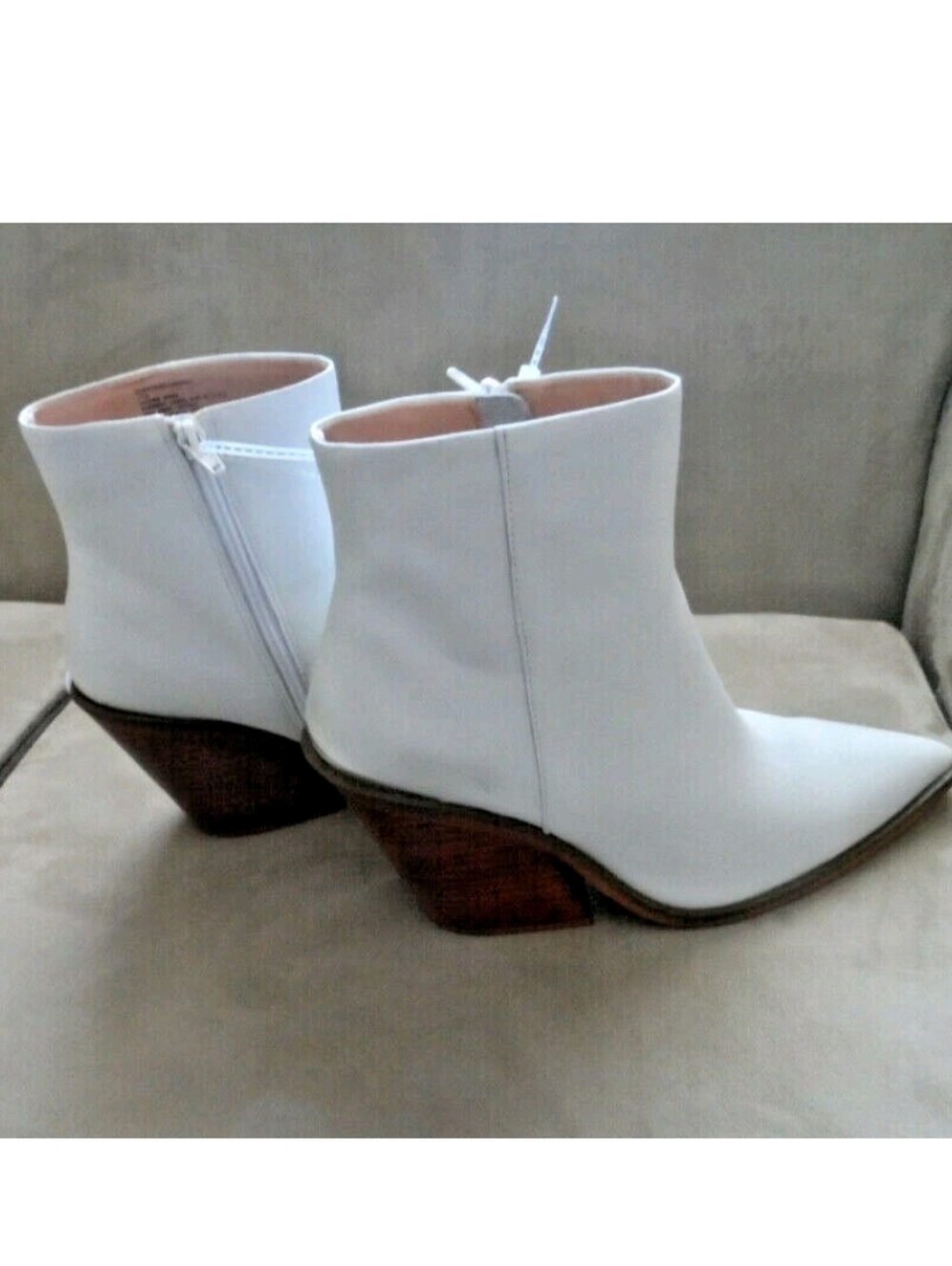 Steve Madden Charlene Leather Ankle Boots with Wooden Heel White Sz 8.5 New